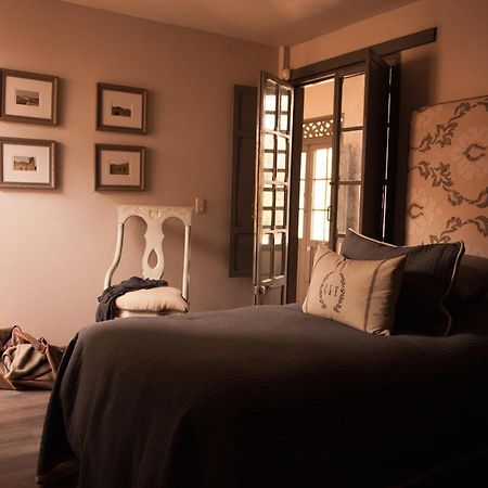 Hotel Masclara บียาเดเลย์บา ภายนอก รูปภาพ
